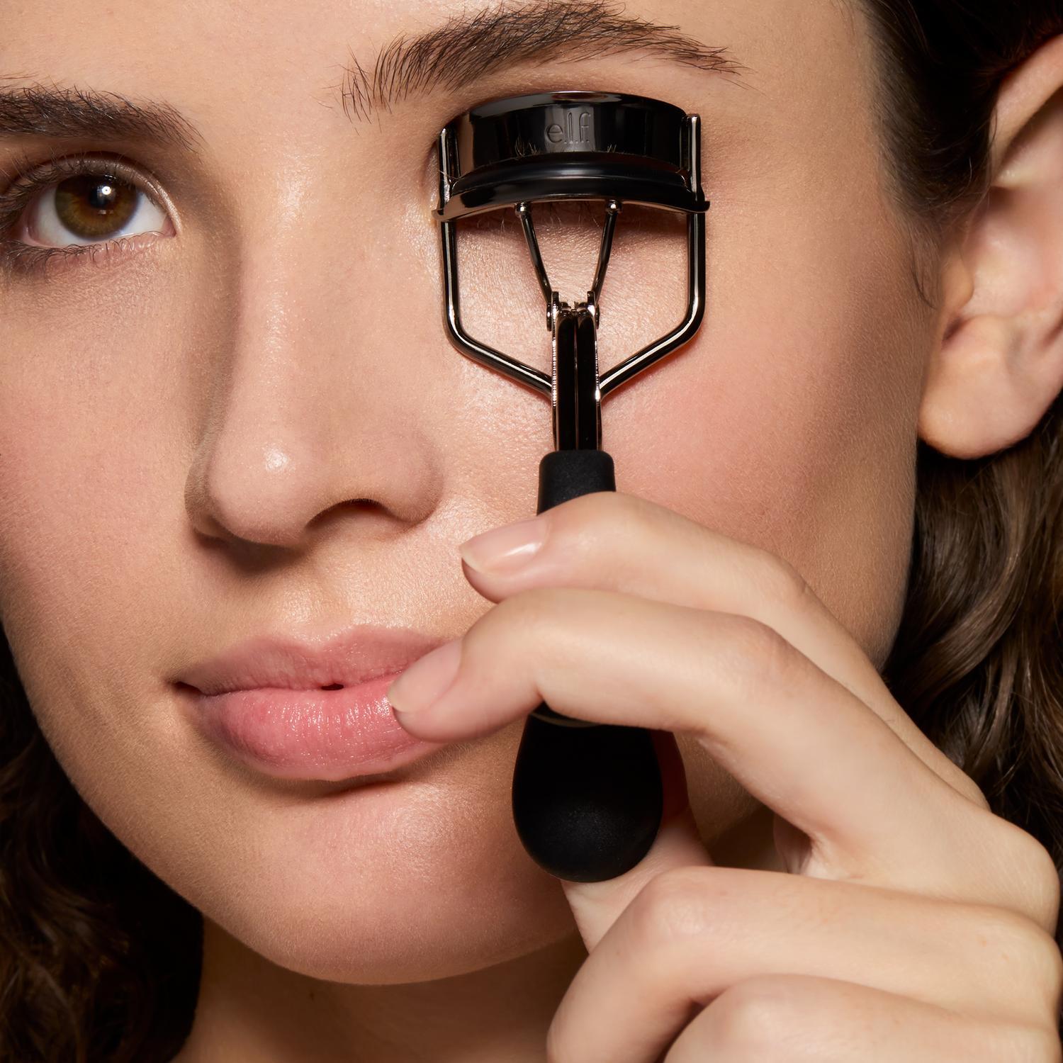 E.L.F. PRO EYELASH CURLER (ENCENDEDOR DE PESTAÑAS PREMIUM)